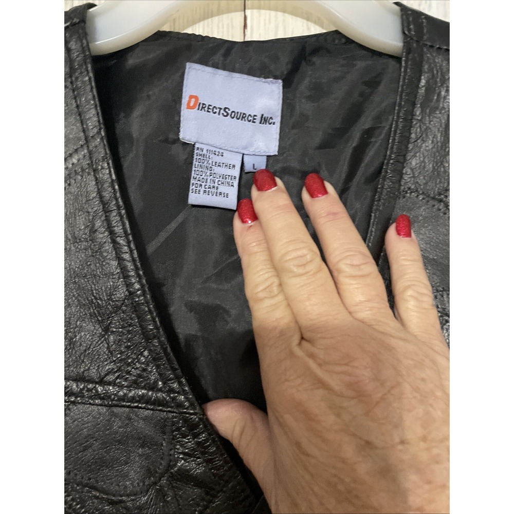 Direct Source Inc Men's Patchwork Leather Vest Si… - image 4